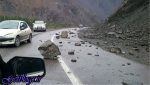 یکی از مصدومان کودک 7 ساله است ، 4 مصدوم و یک کشته در اثر ریزش سنگ در هراز